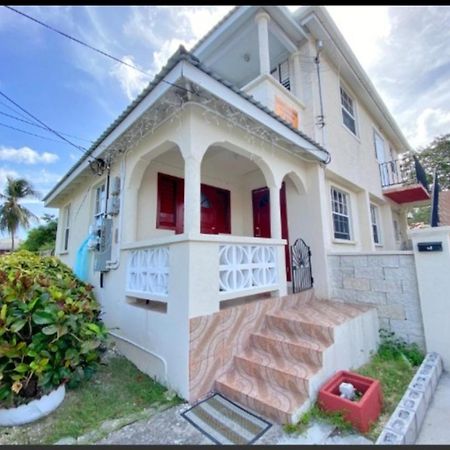Carmen Apartment Bridgetown Buitenkant foto