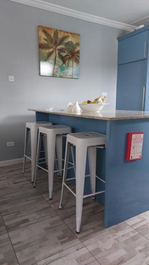 Carmen Apartment Bridgetown Buitenkant foto